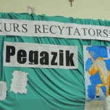 uczniowie-recytuja